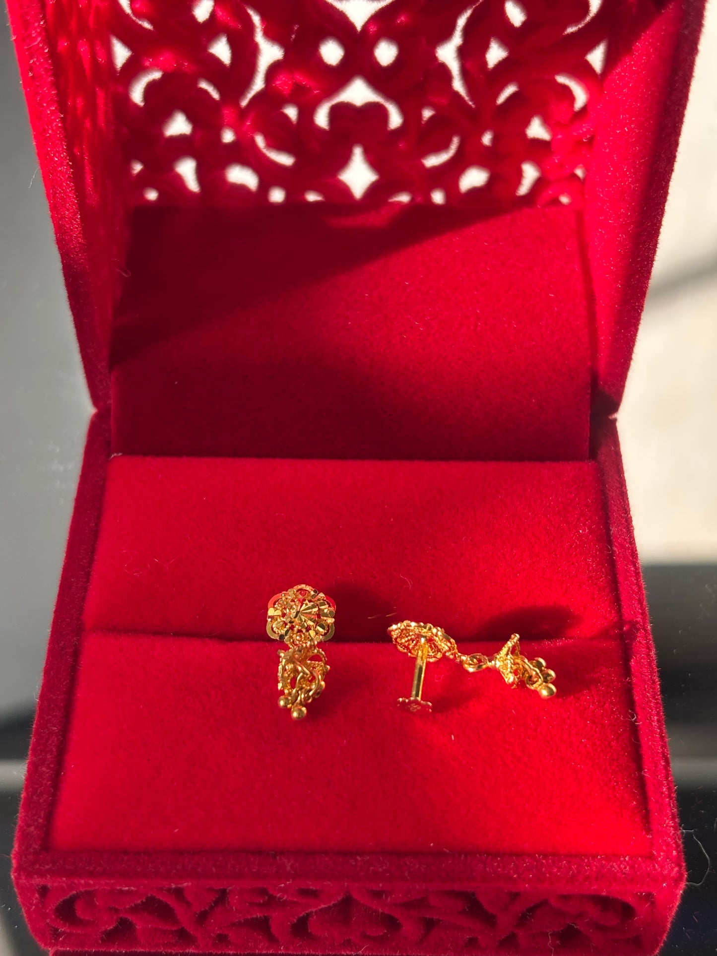 14ct gold earrings