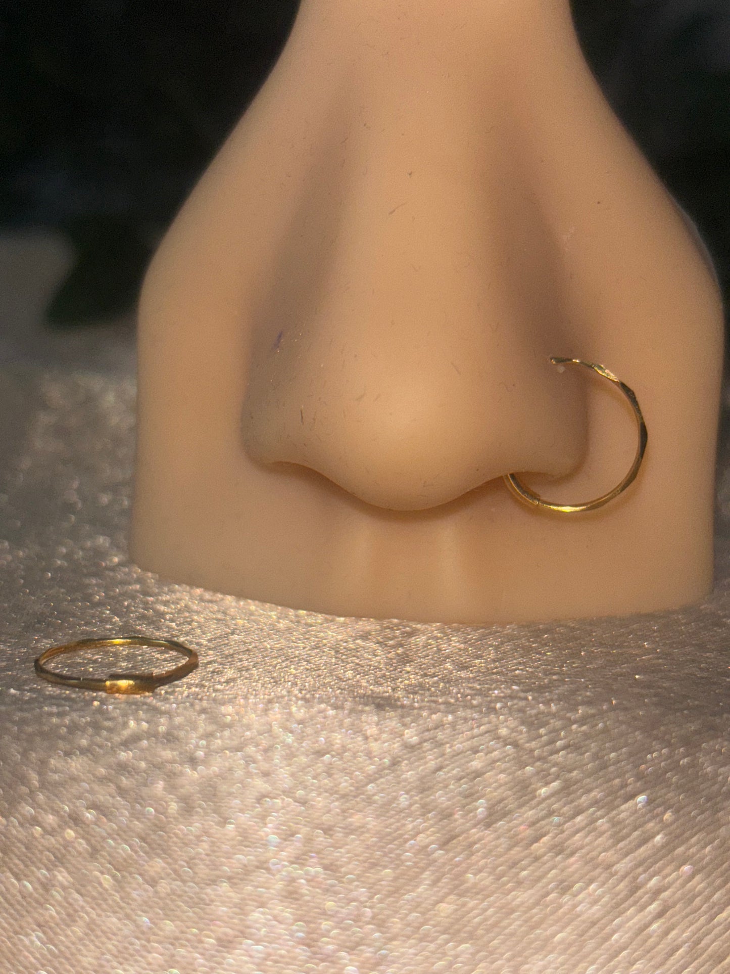 18ct gold nose ring
