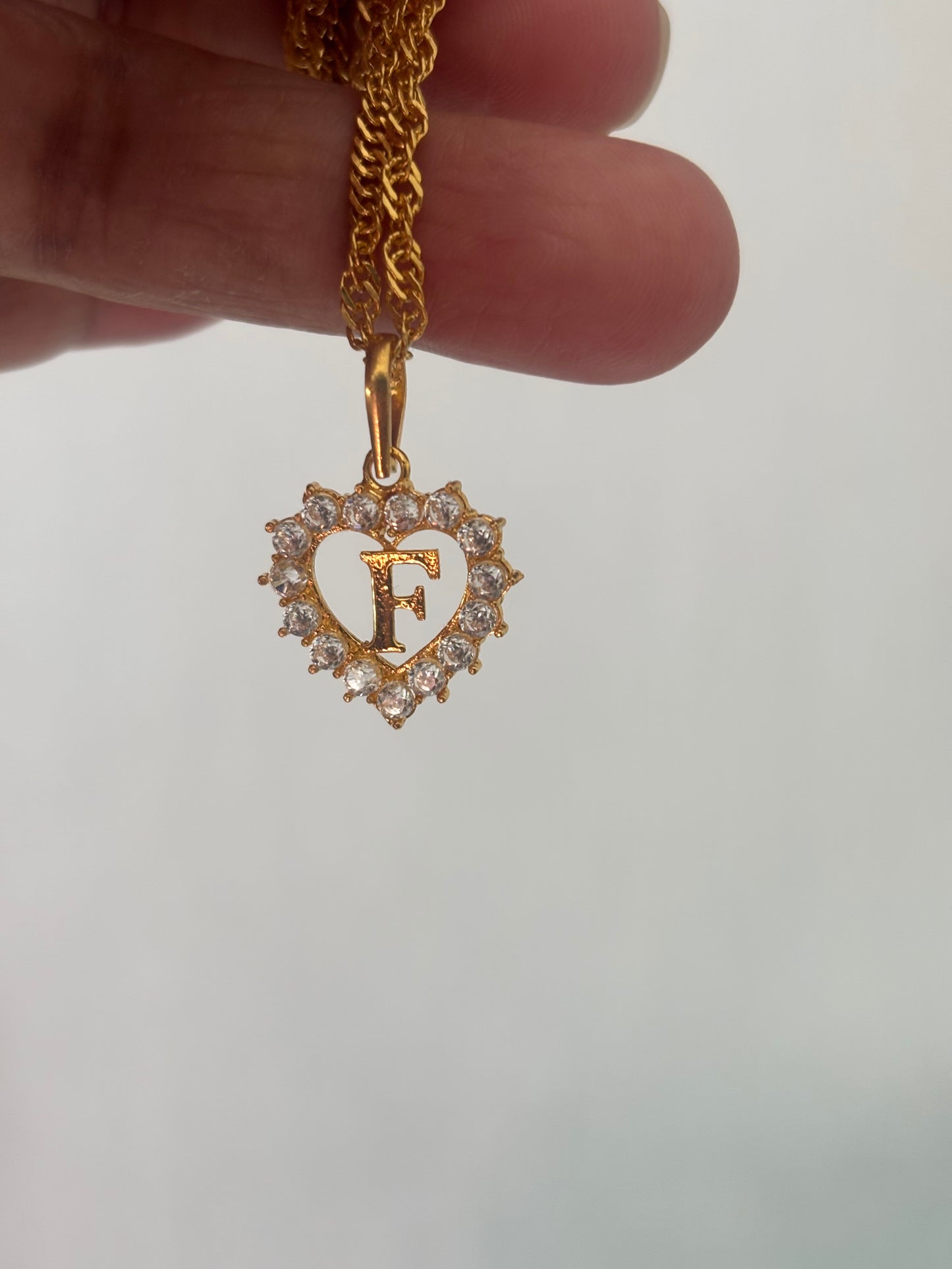 22ct gold F pendant