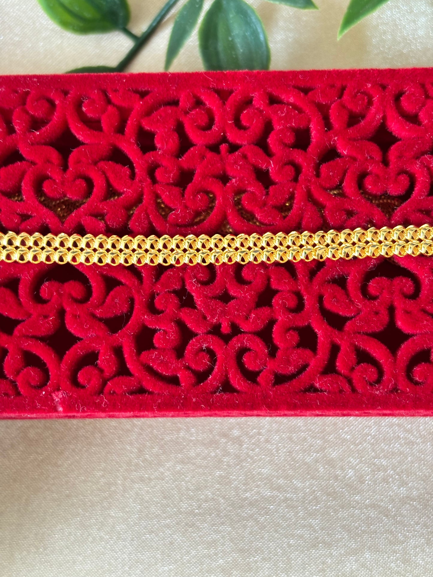 22ct gold mesh chain bracelet