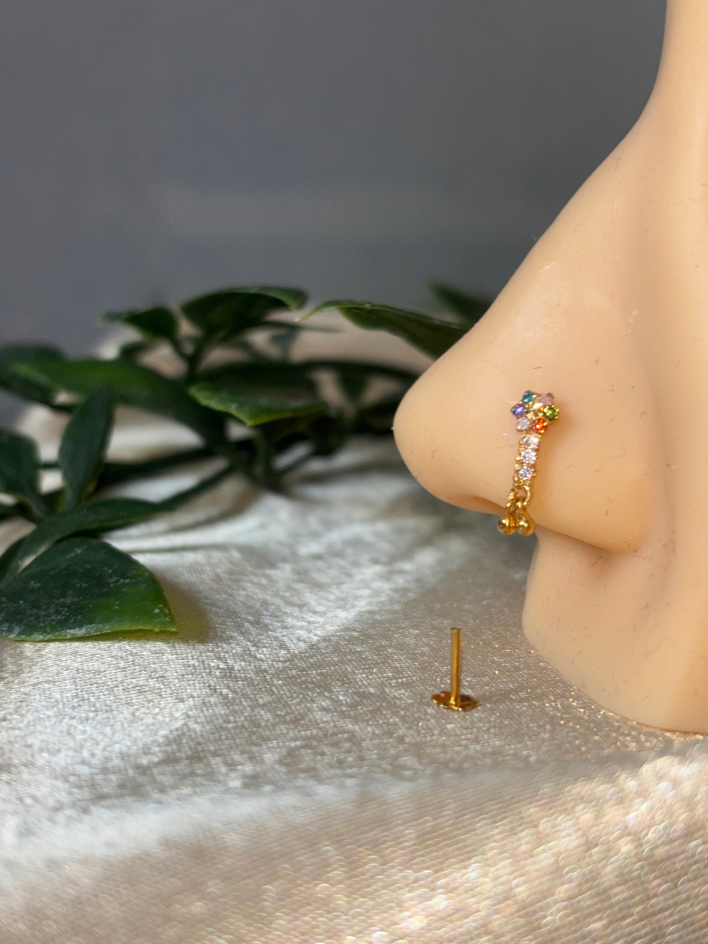 14ct gold nose stud
