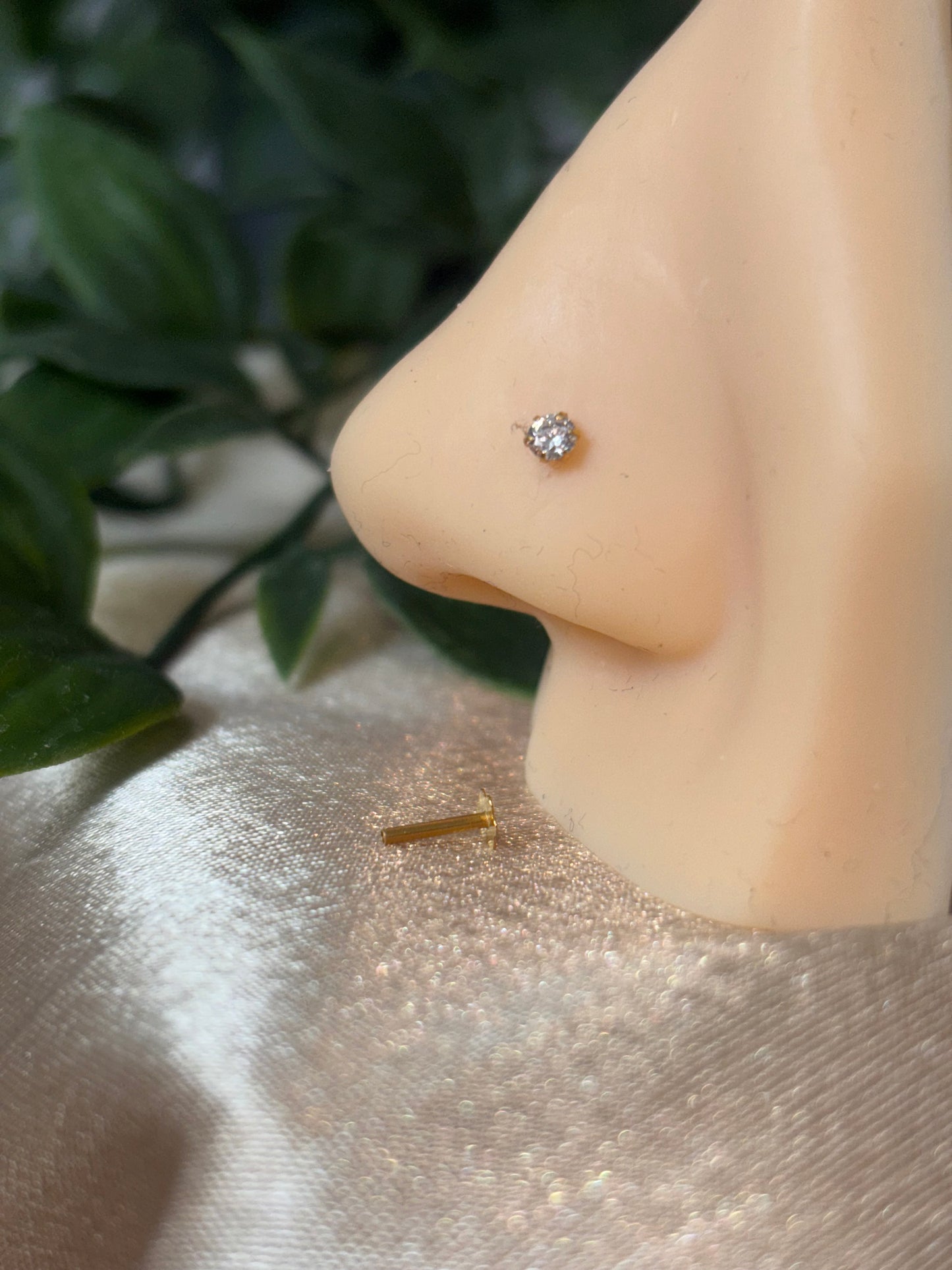 Nose stud