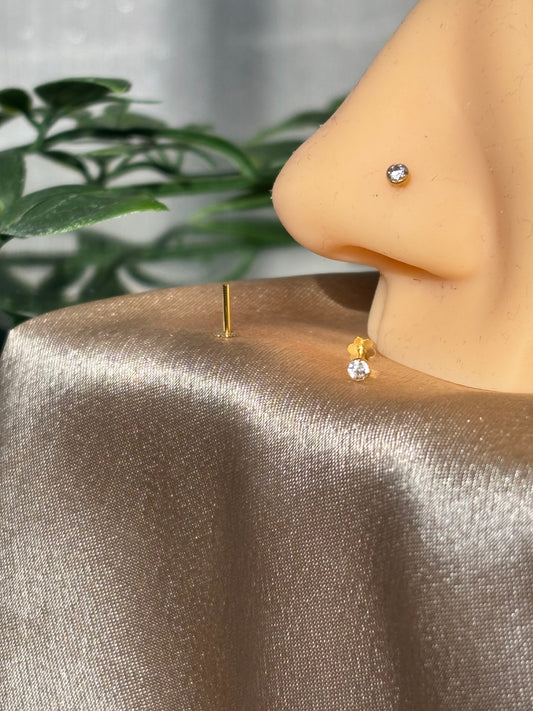 18ct gold nose stud