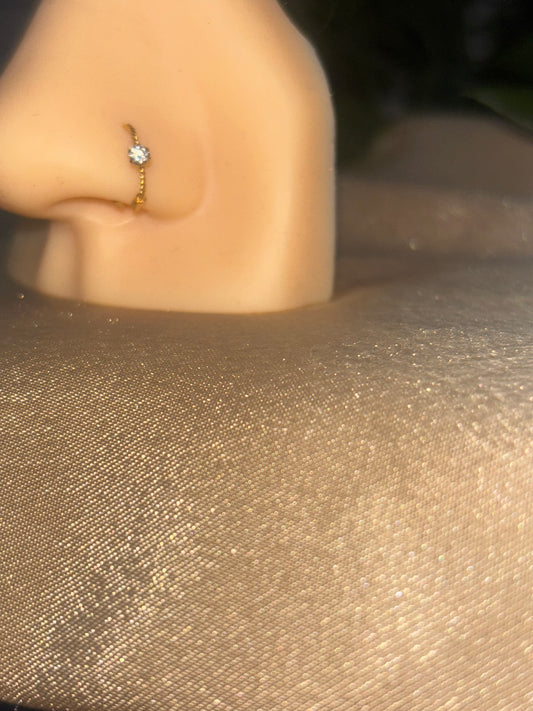 18ct gold nose ring