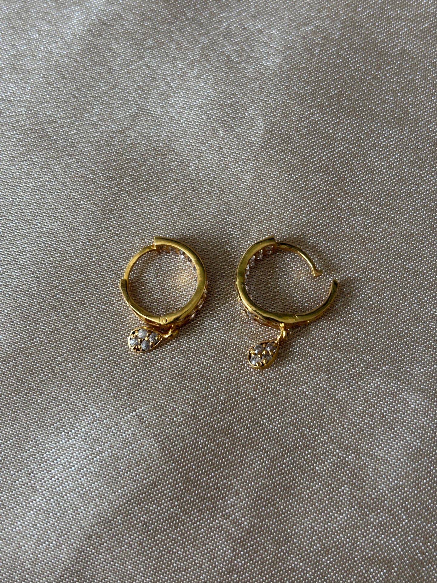 22ct gold earrings