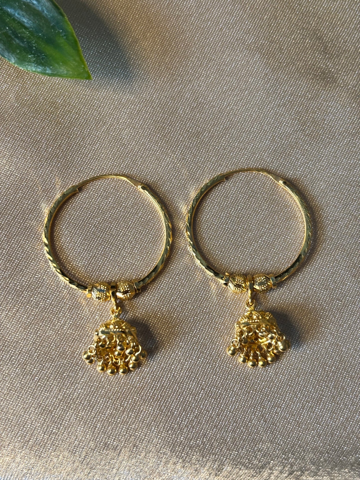 22ct gold earring