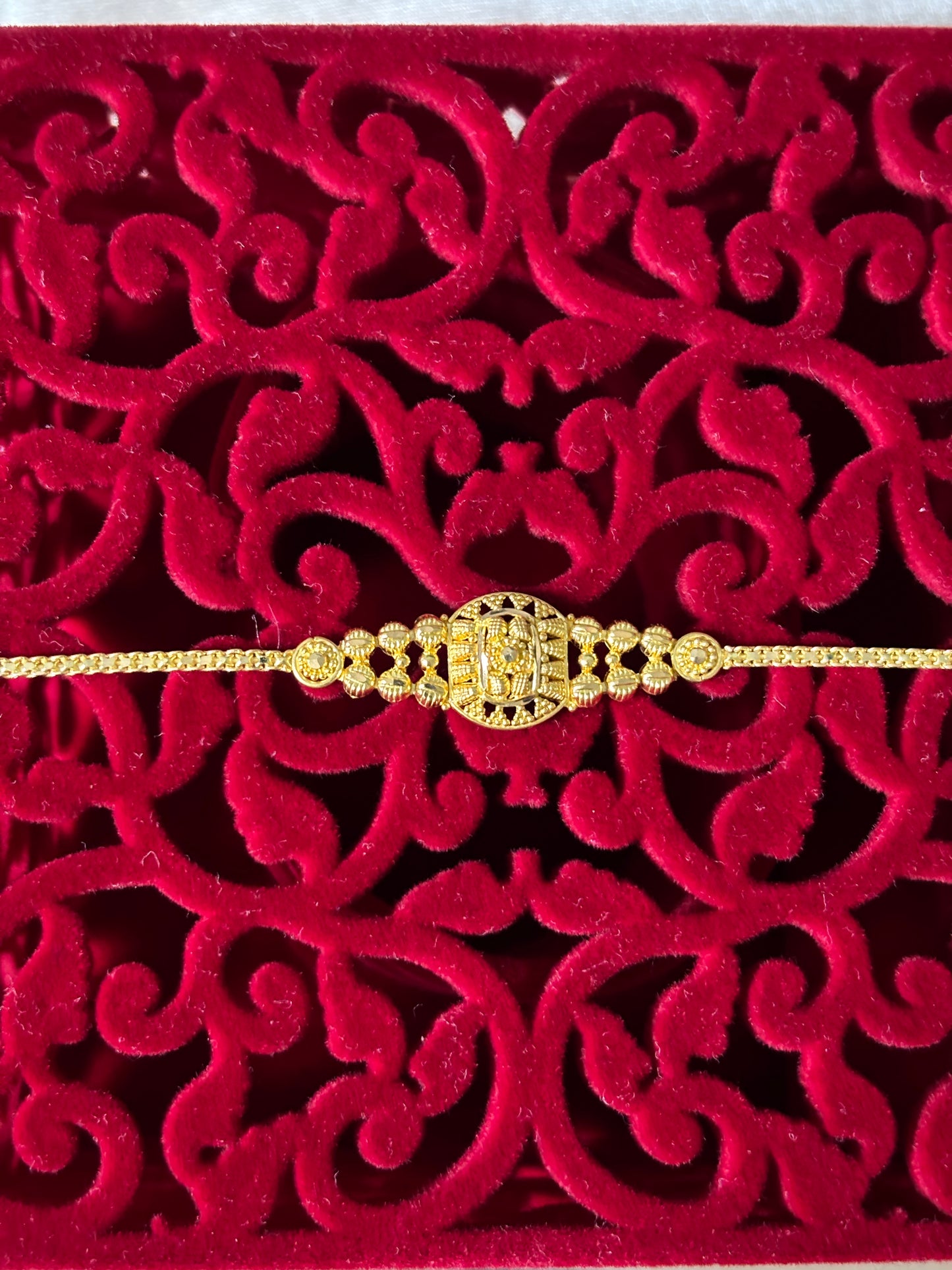 22ct gold bracelet