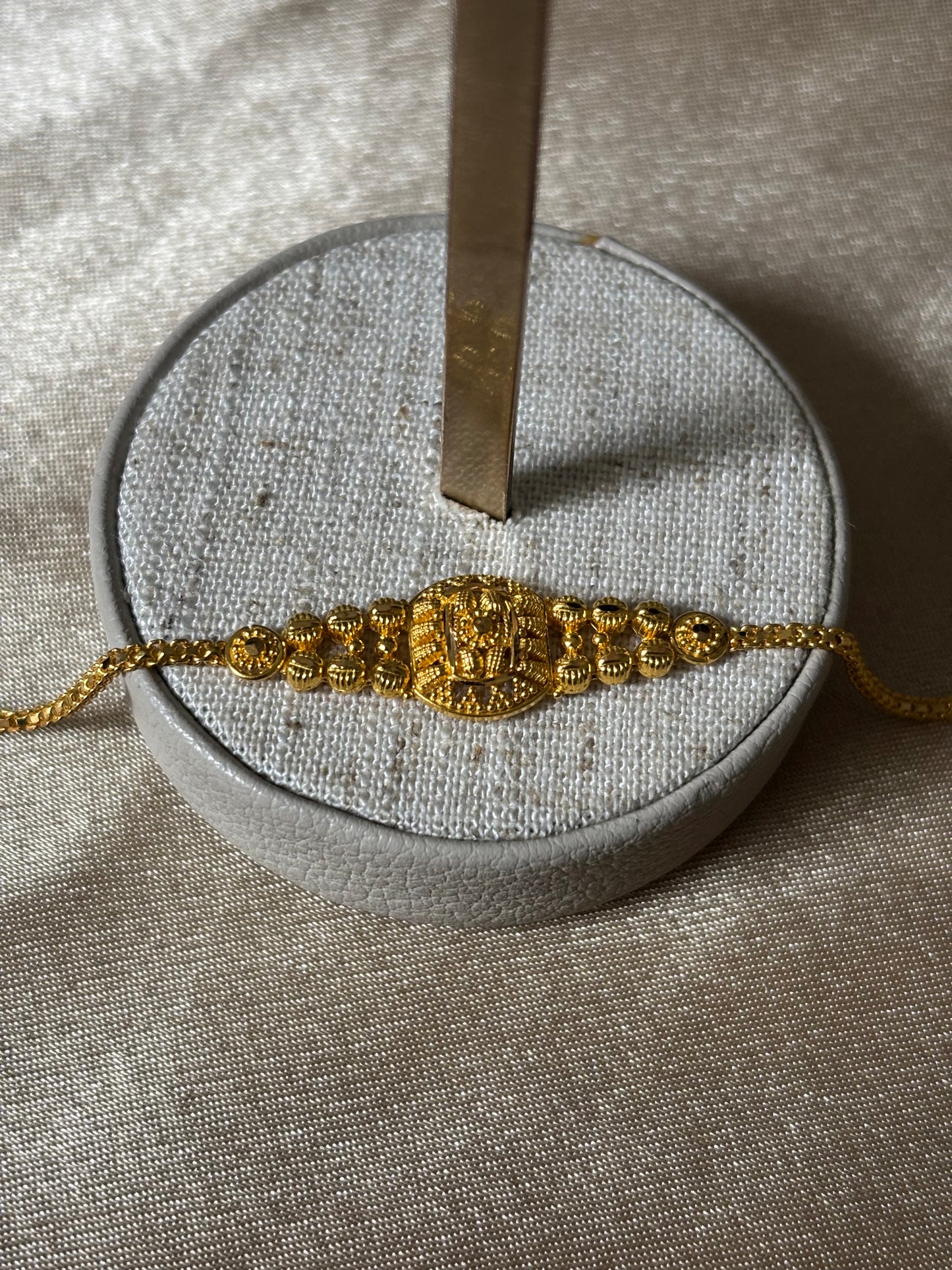 22ct gold bracelet