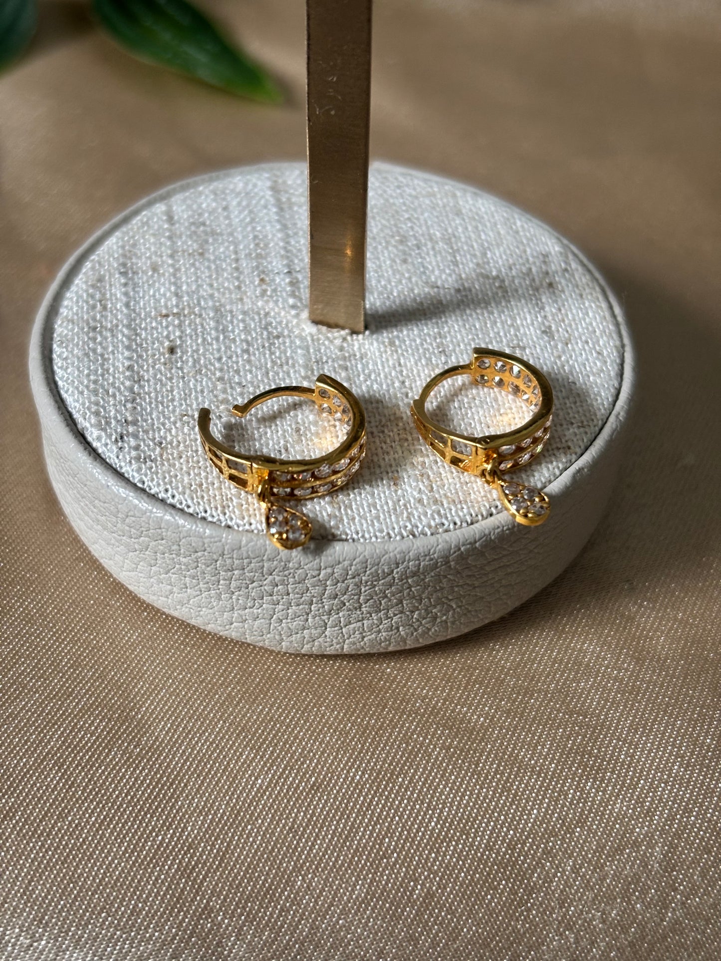 22ct gold earrings