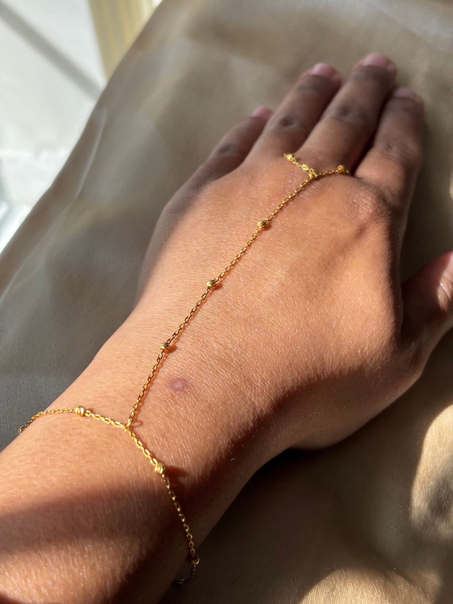 22ct gold hand chain