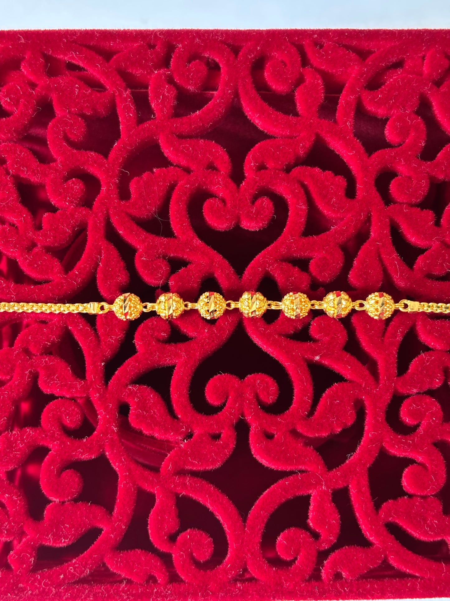 22k gold bracelet