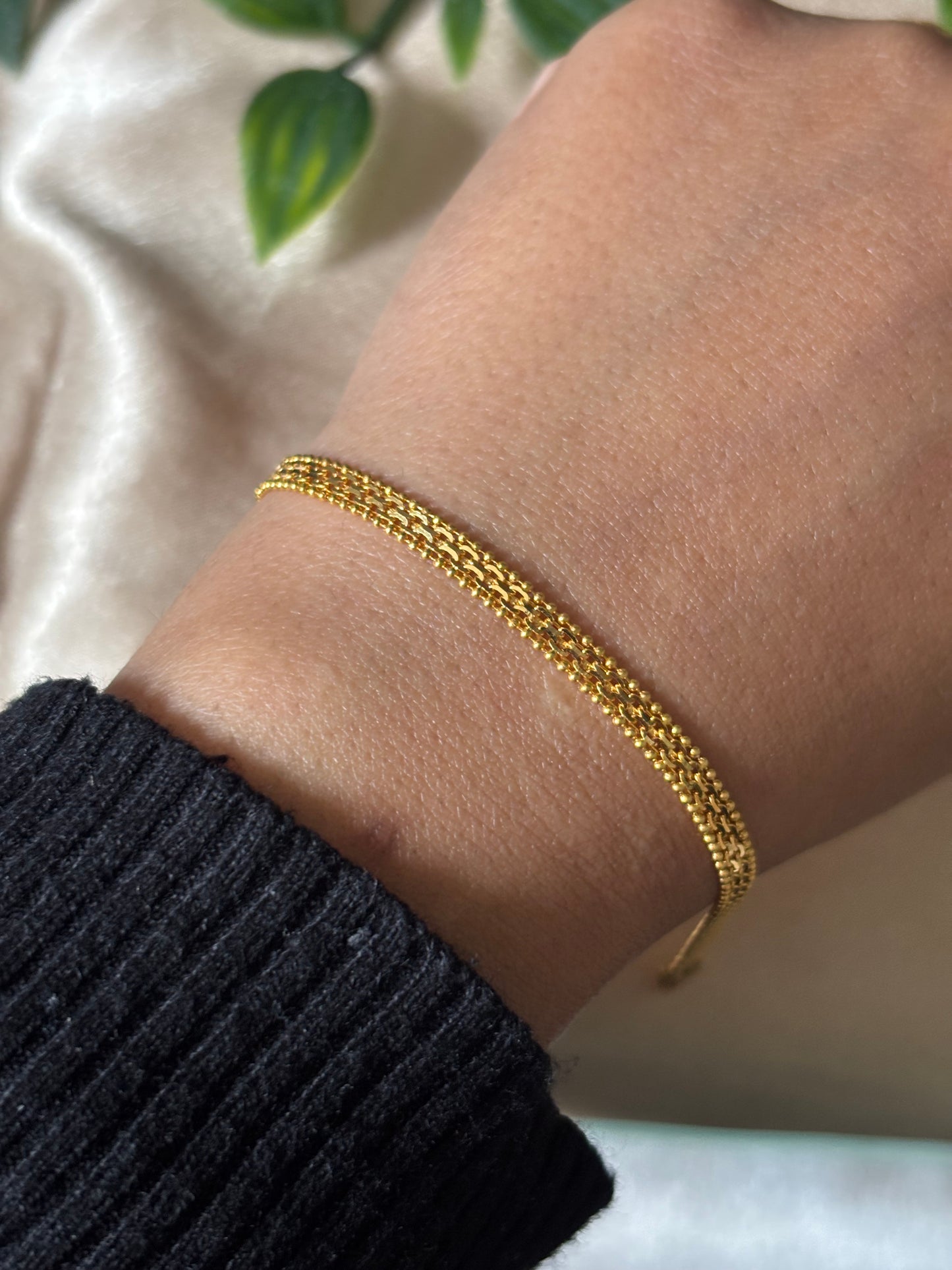 22ct gold bracelet