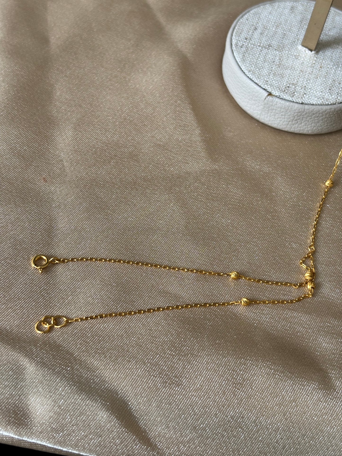 22ct gold hand chain