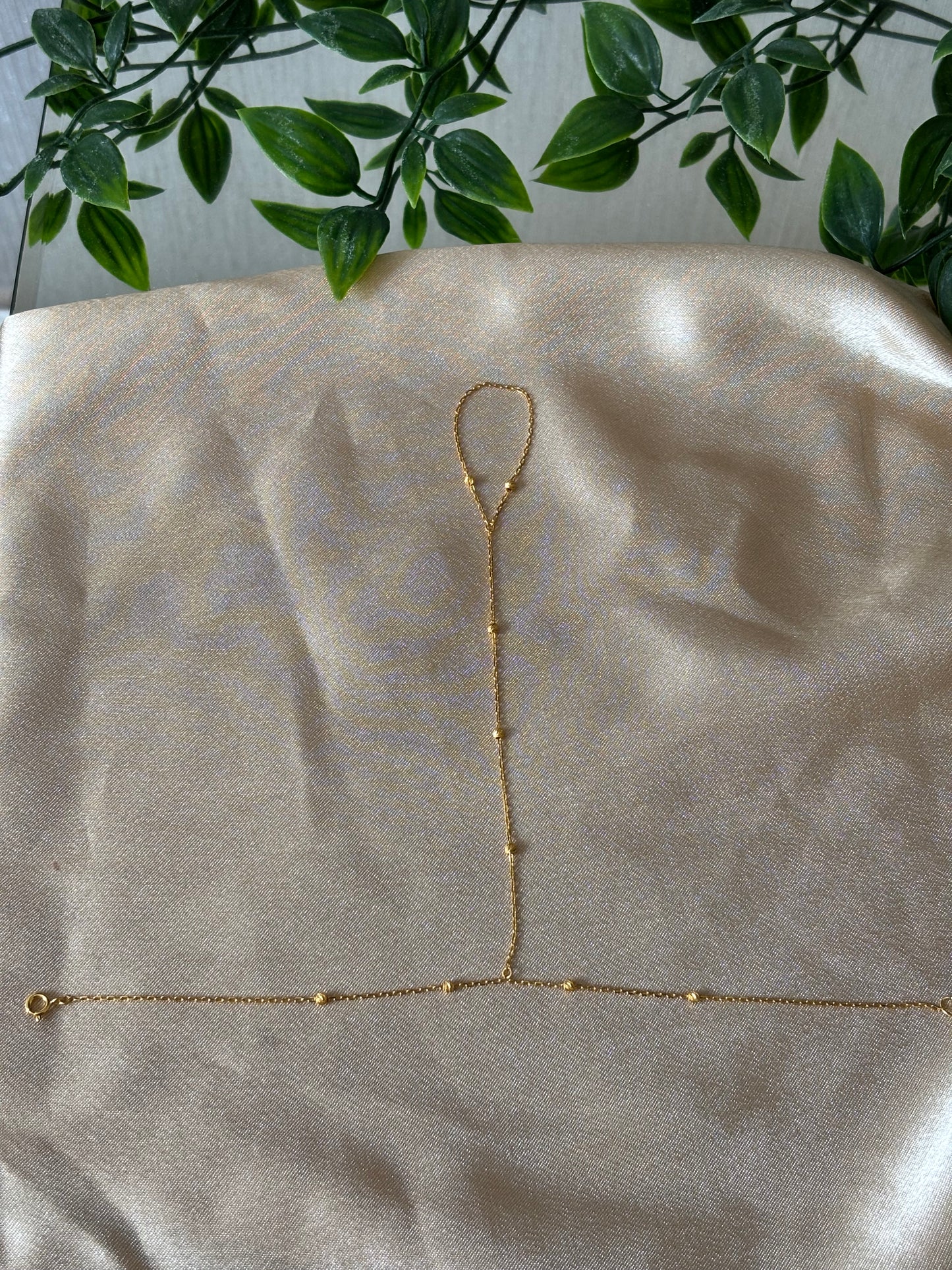 22ct gold hand chain