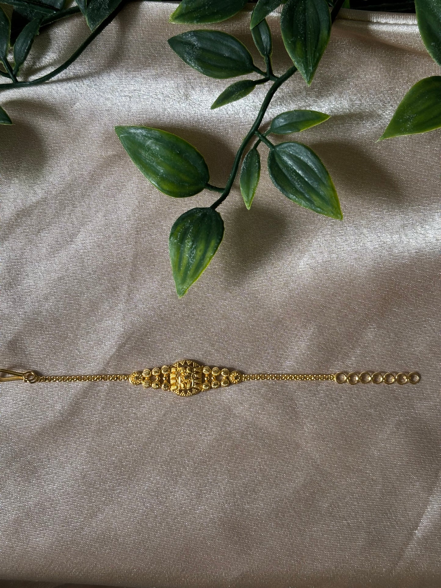 22ct gold bracelet