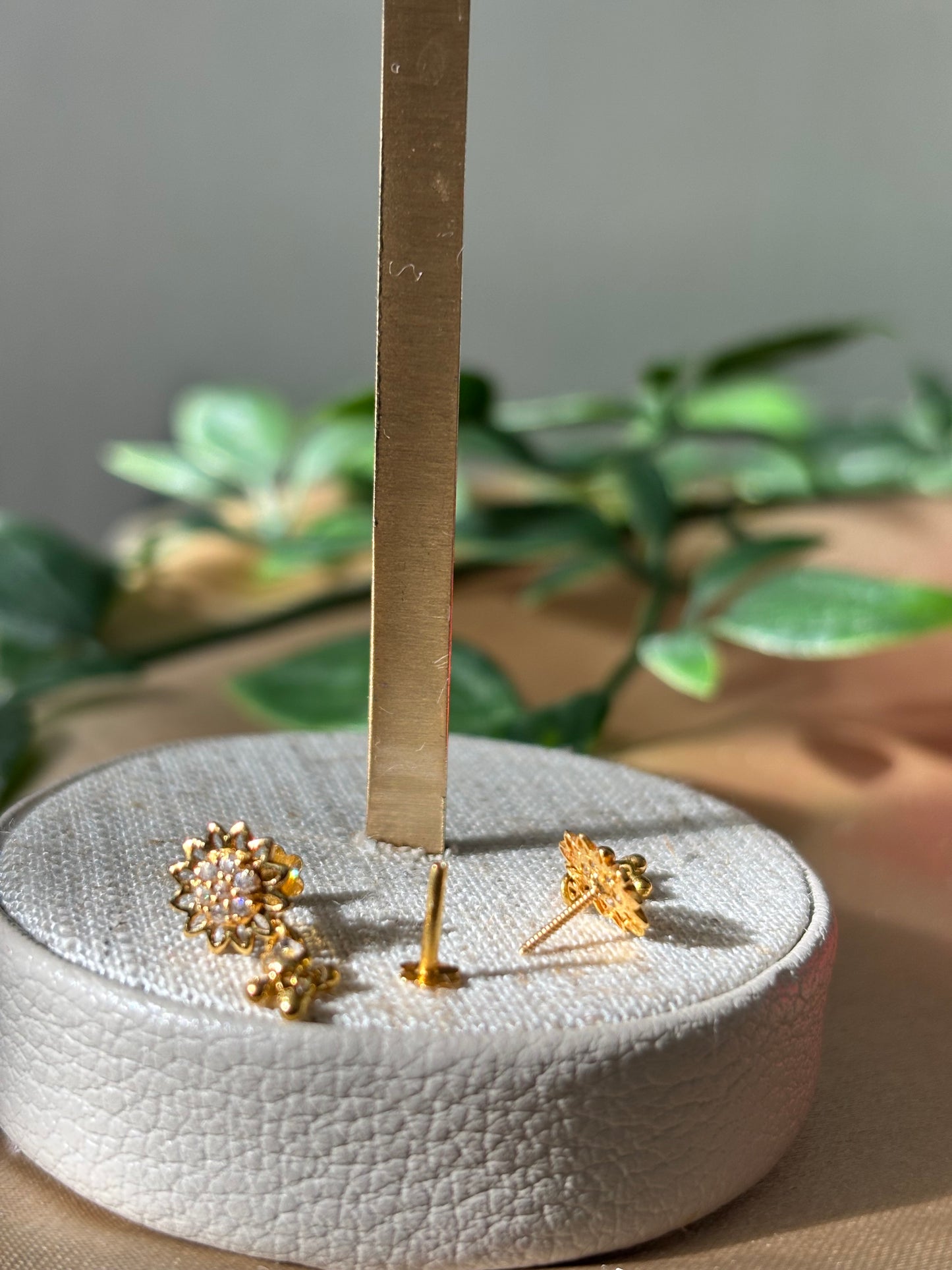 14ct gold earrings