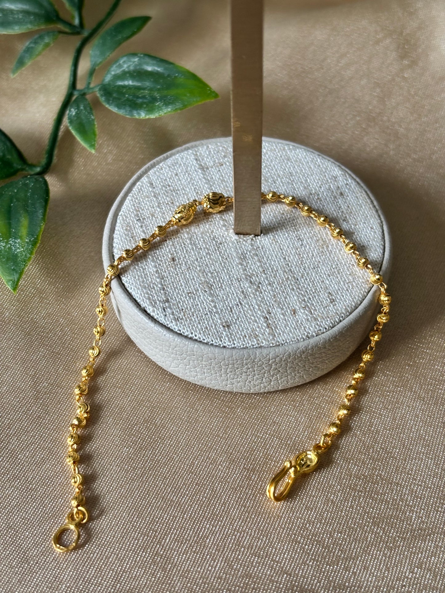22ct gold bracelet
